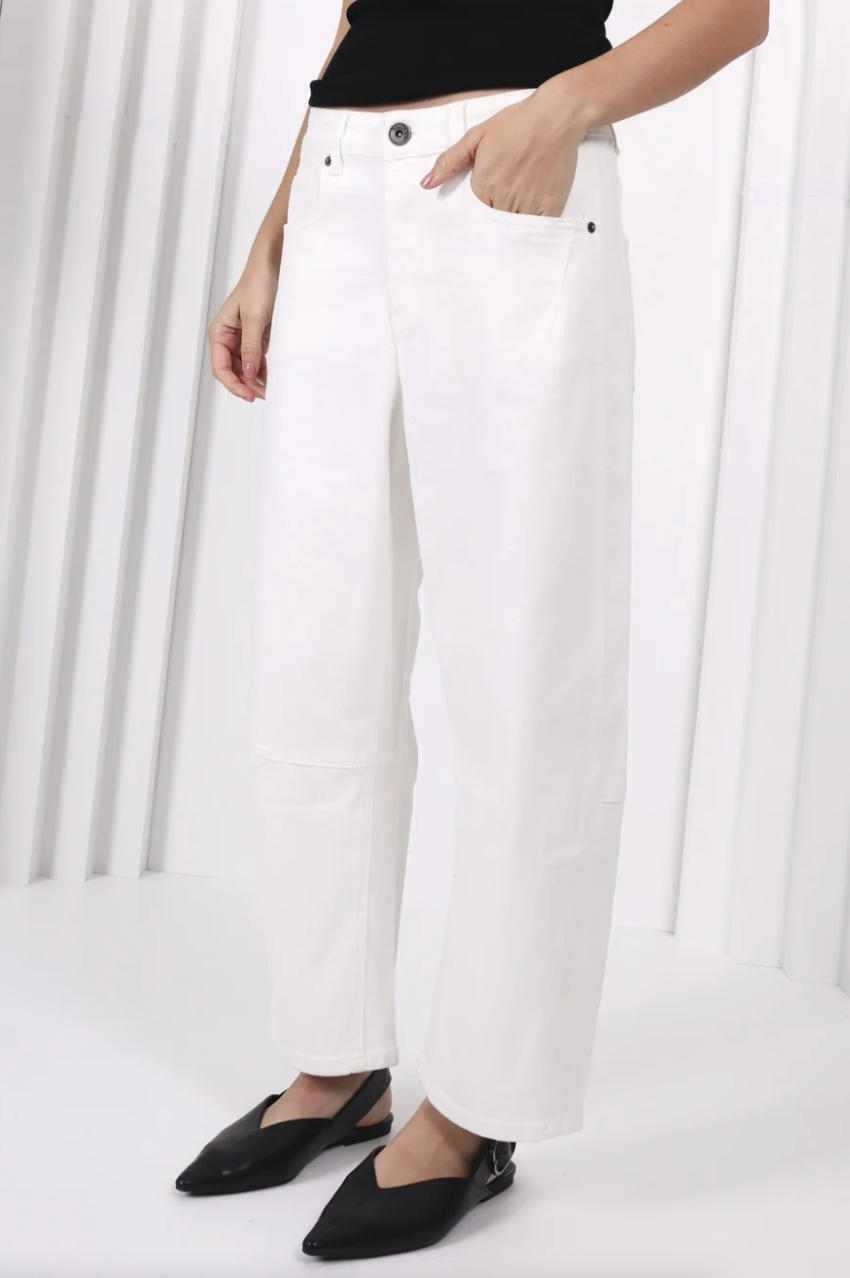 Monaco "Toni" Barrel Leg Jeans - White