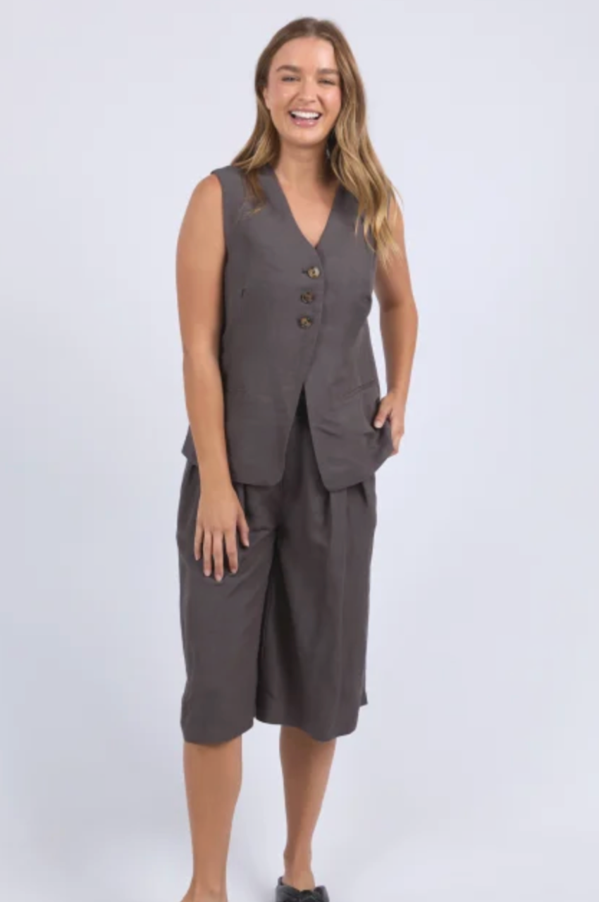 Foxwood Peyton Vest - Charcoal