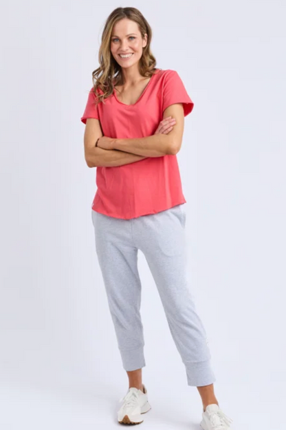 Elm Pima Vee Tee - Cayenne