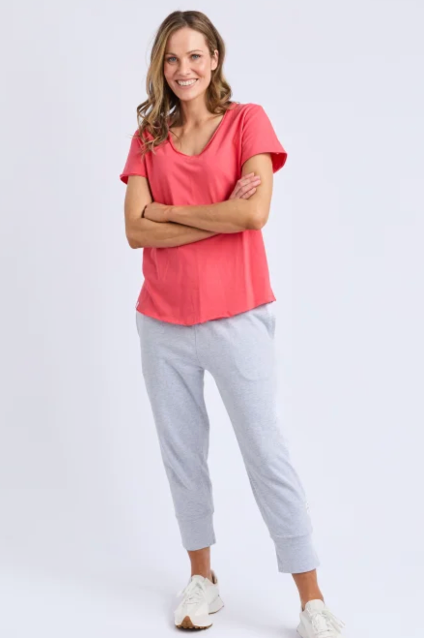 Elm Pima Vee Tee - Cayenne