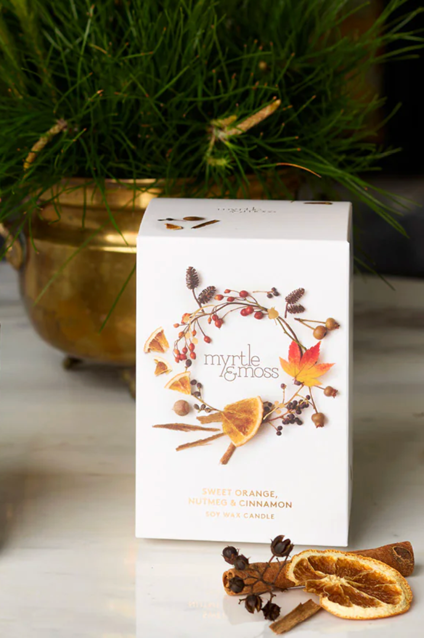 Xmas Candle - Sweet Orange, Cinnamon & Nutmeg (white)