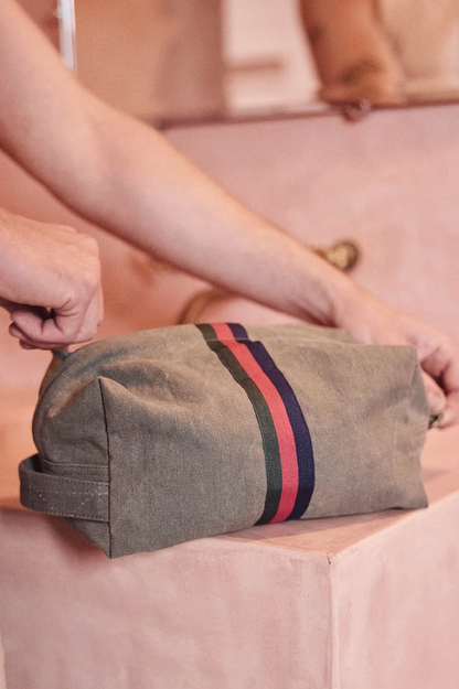 Escapee Toiletries Bag - Khaki