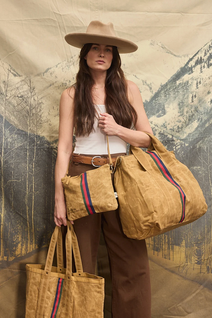 Escapee Clutch with Strap - Tan