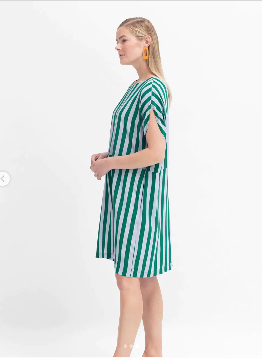 Maika dress lavender/green SIZE 16.