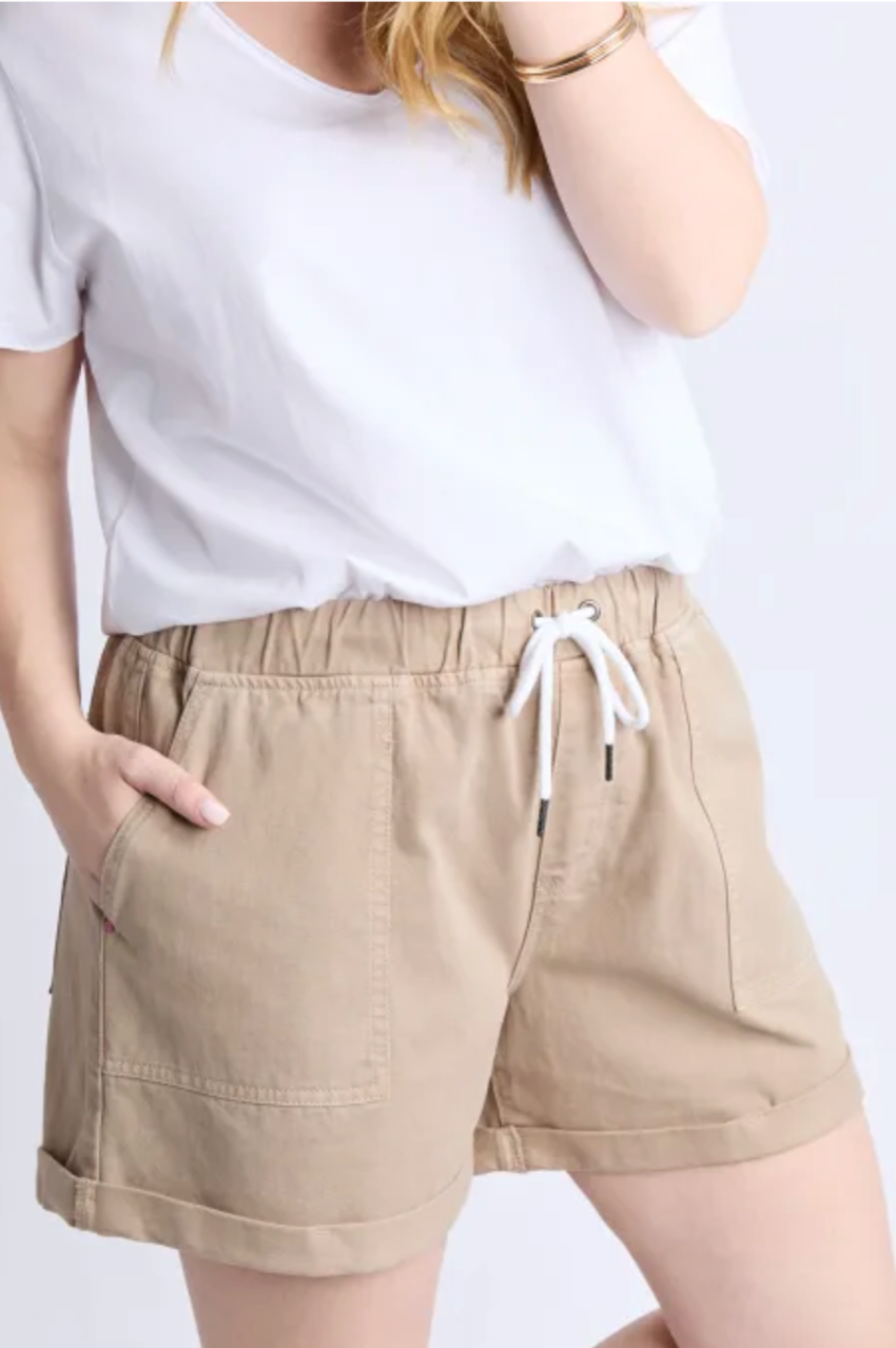 Elm Emma Relaxed Short - Latte