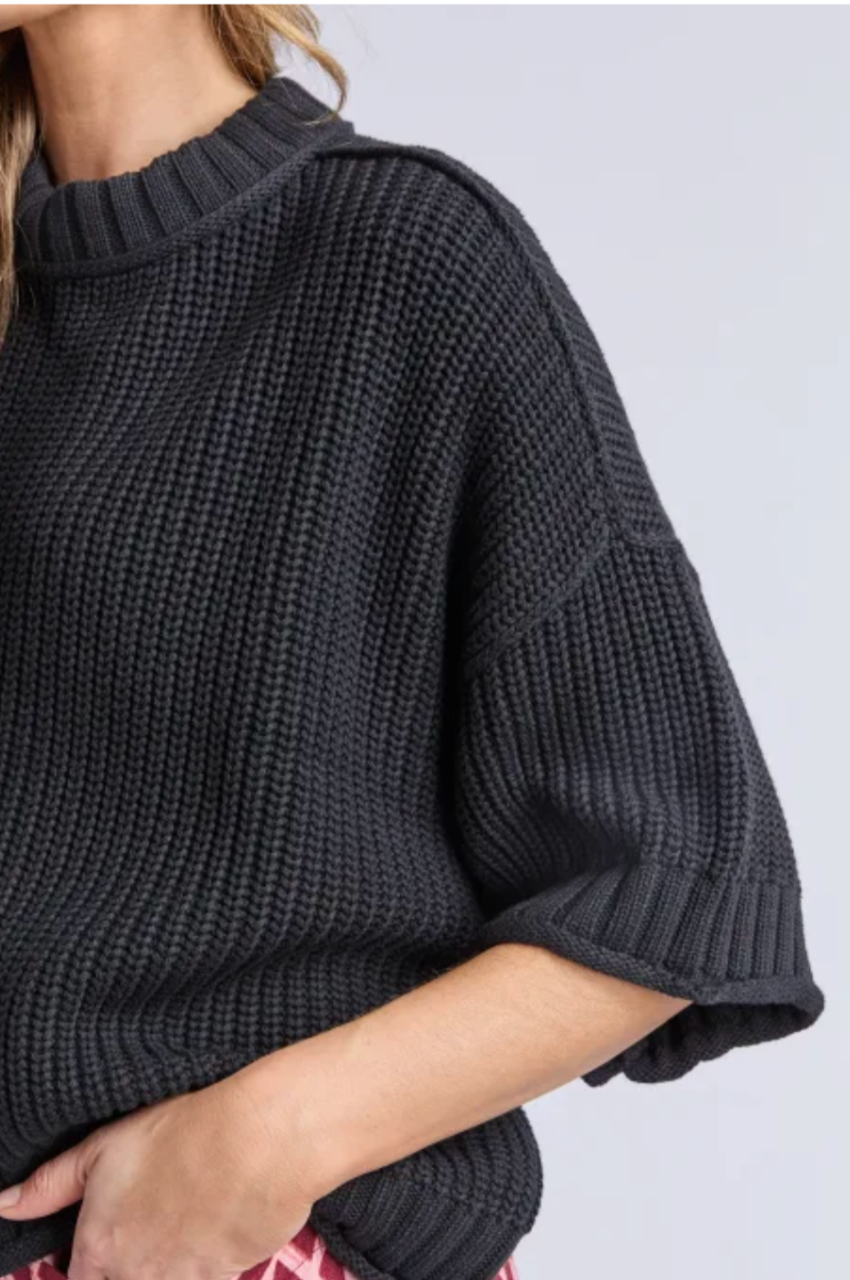 Luela Short Sleeve Knit - Black