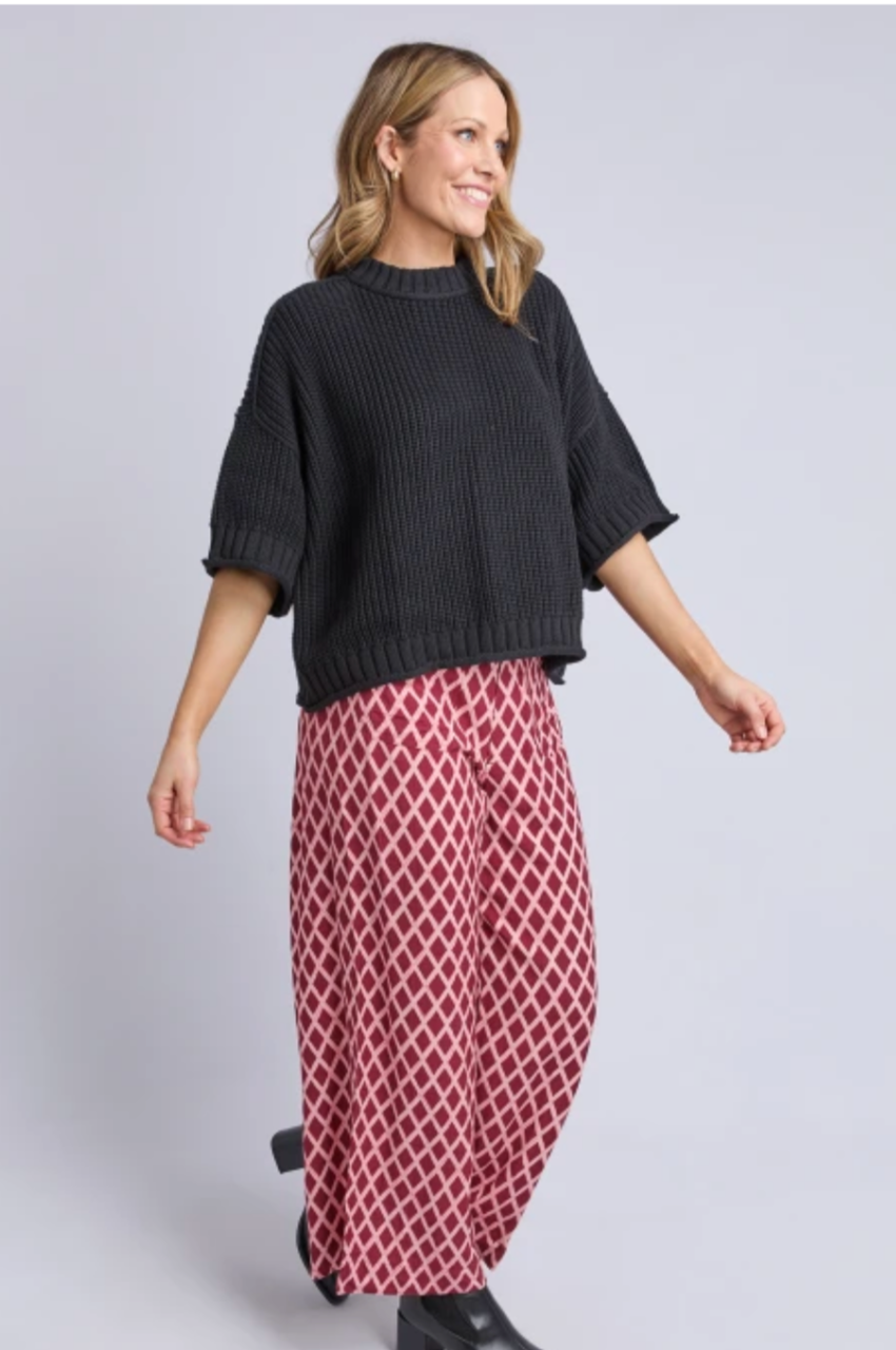 Luela Short Sleeve Knit - Black