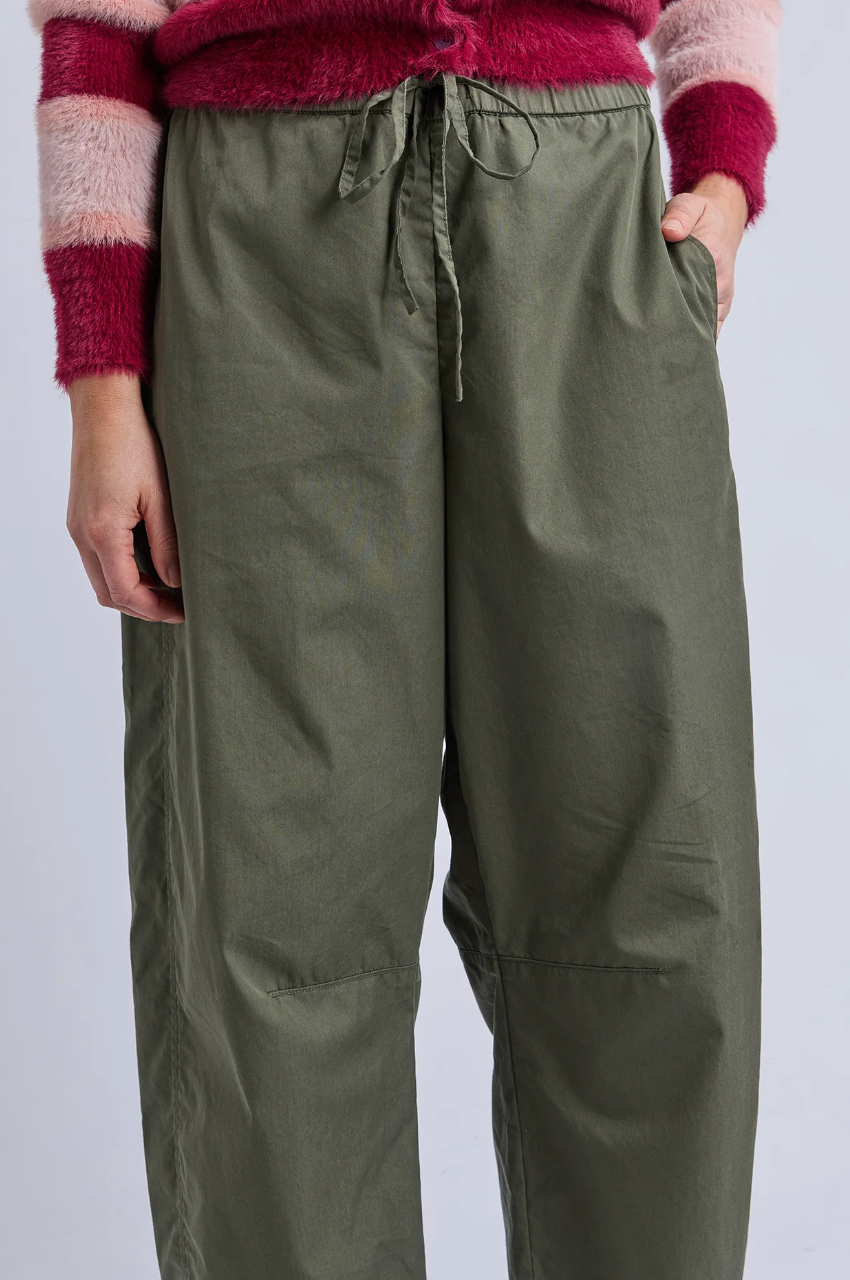 Lund Barrel Leg Pant - Basil
