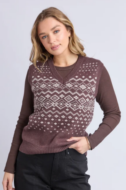 Nordic Vest - Choc/White