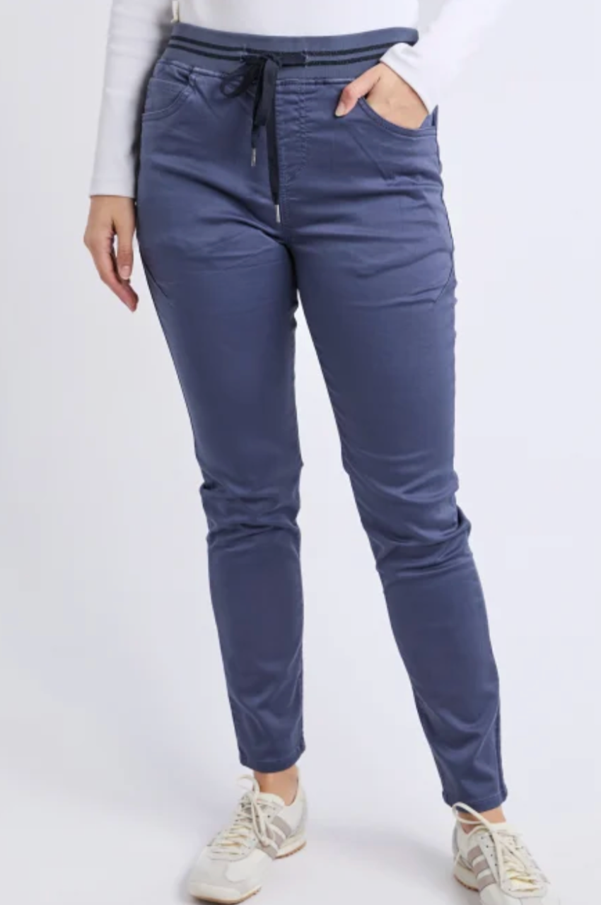 Foxwood Sylvia Jogger - Country Blue