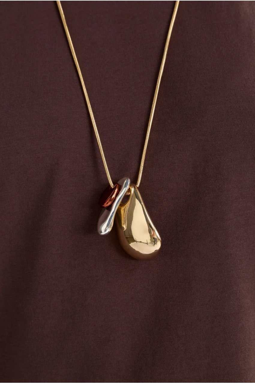 Elk Atur Pendant Necklacen- Espresso