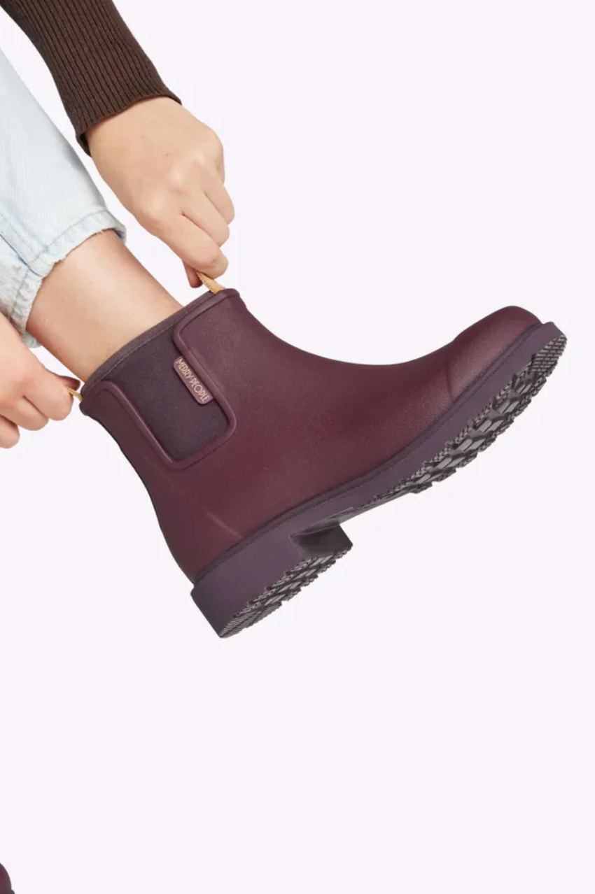 Merry People Bobbi Gumboots/Rainboots - Dark Cherry