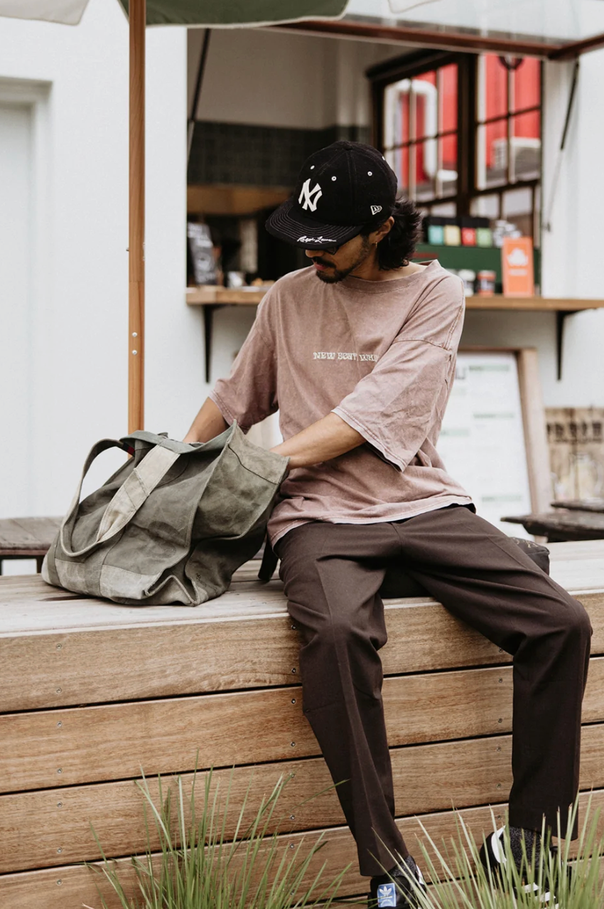 Land of Mates Tote - Khaki