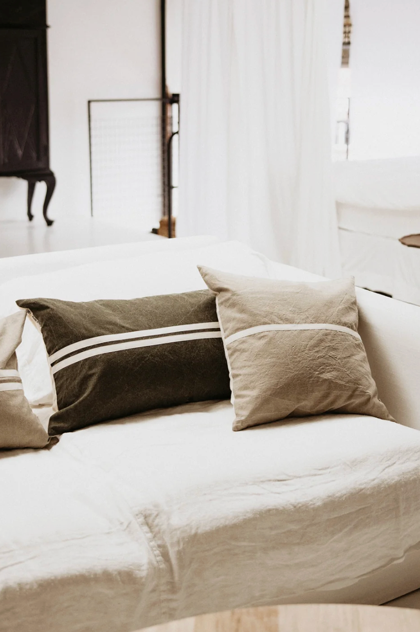 Wanderful Cushion - Hessian/Natural 60x60