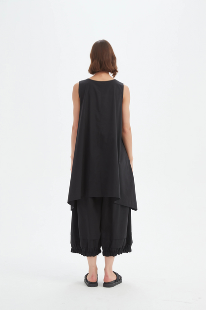 Sleeveless Swing Top - Black