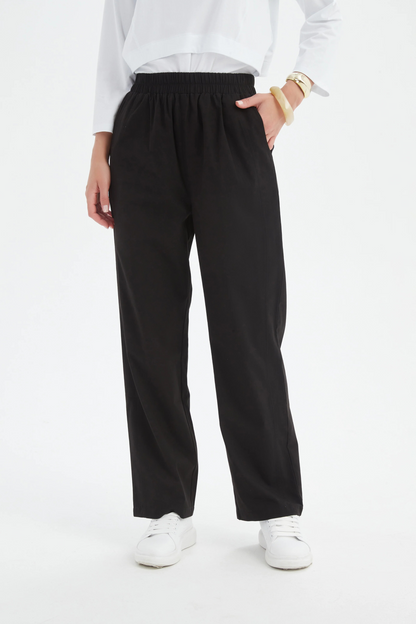 Straight Leg Easy Pant - Black