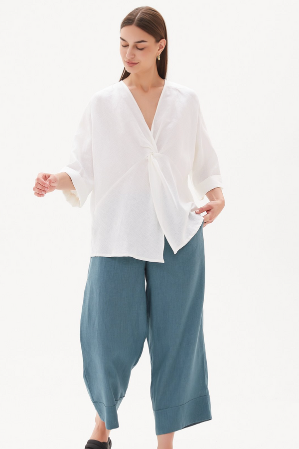 Twist Front Top