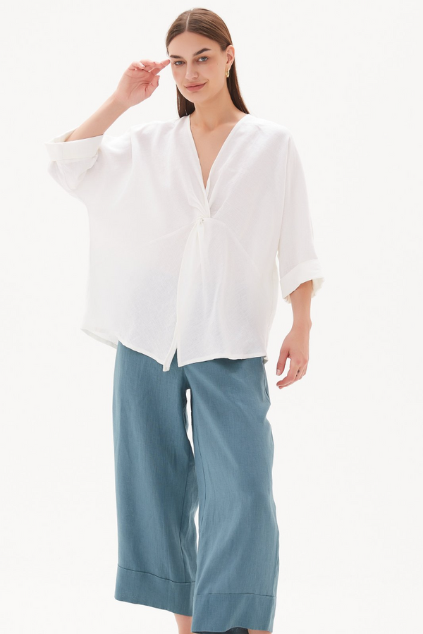 Twist Front Top
