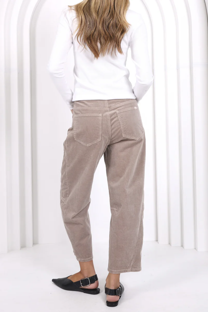 Toni Barrel Cord Jeans - Latte