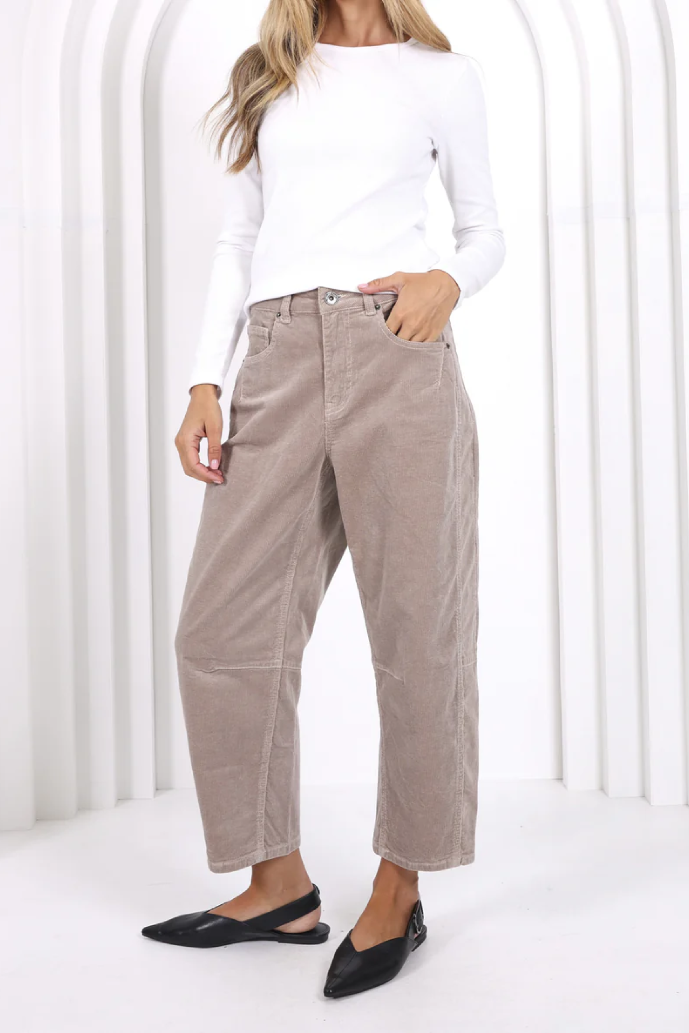 Toni Barrel Cord Jeans - Latte