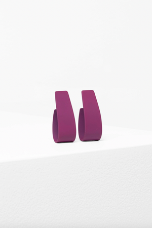 Viri Stud Earrings