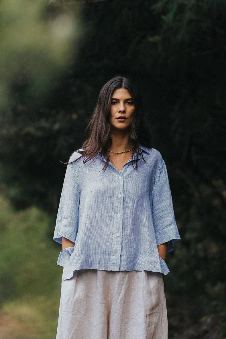 Dion S/S Shirt - Fine Blue Stripe