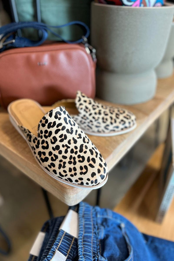 Derby Mule - Camel Leopard