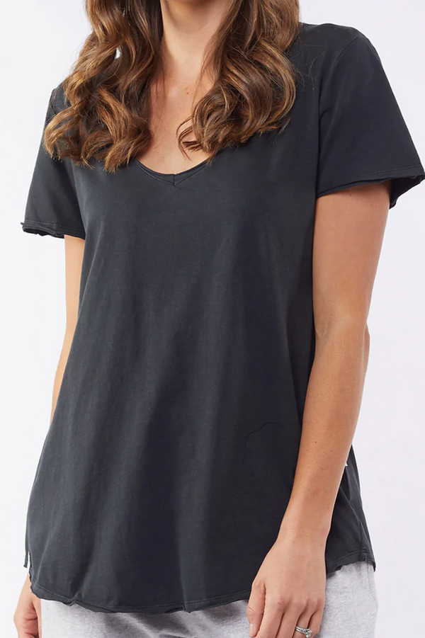 Fundamental Vee Tee - Washed Black