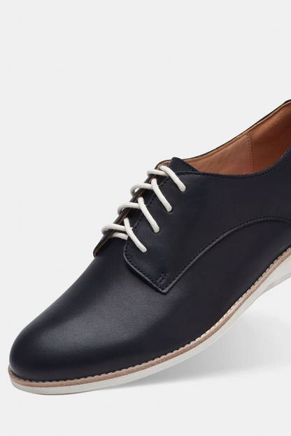 Derby - Black